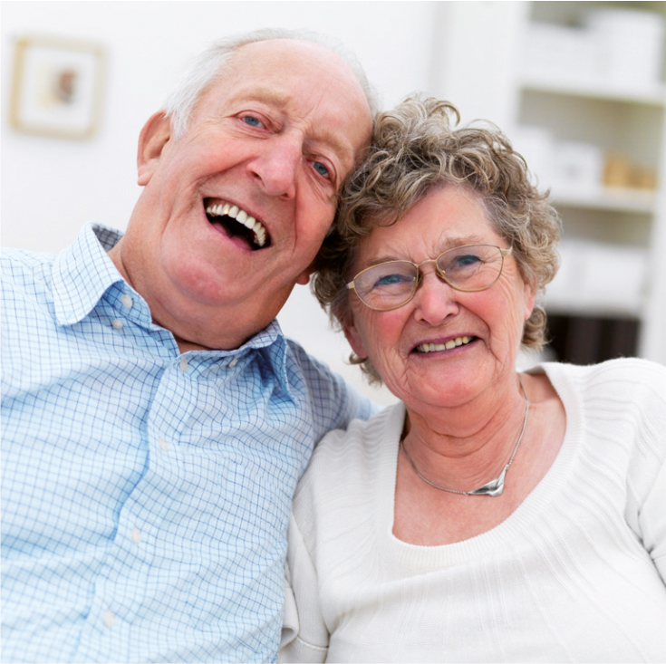Lachendes Ehepaar Senioren
